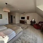 Arkady Hof Hotel