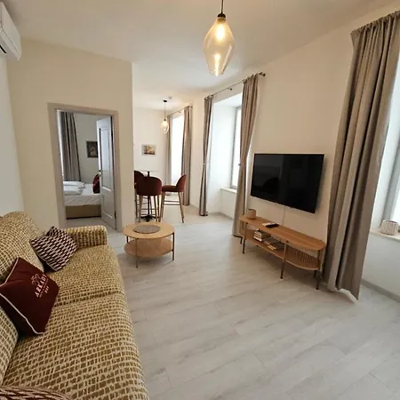 Arkady Hof Hotel