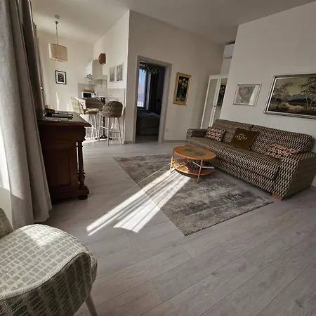 فندق Arkady Hof 4*