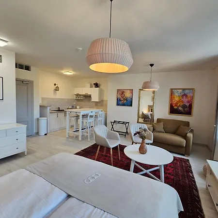 Arkady Hof Hotel Stupava