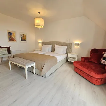 فندق Arkady Hof 4*