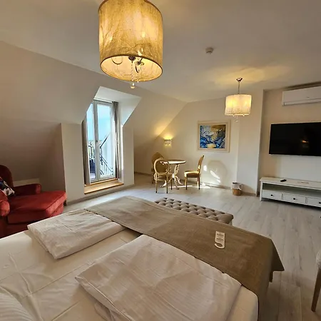 Arkady Hof 4*