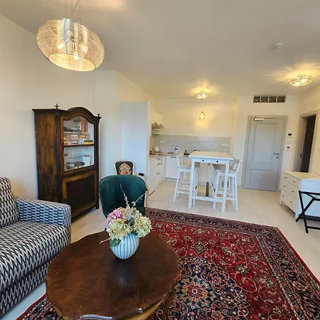 Arkady Hof 4* ستوبافا