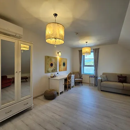 Arkady Hof Hotel