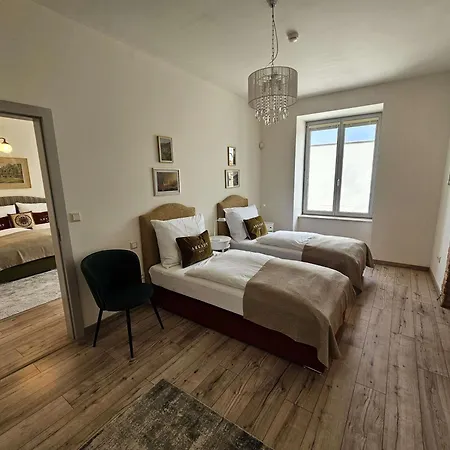 Arkady Hof Hotel